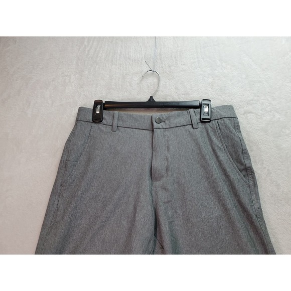 Crivit Running Shorts Mens‎ Size 32 Gray Polyester Slash Pockets Flat Front Logo - Picture 4 of 8